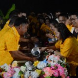 สืบสารประเพณีรดน้ำดำหัวขอพรผู้ใหญ่ ประเพณีสงกรานต์ ๒๕๖๗