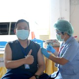 บริการฉีดวัคซีนป้องกันเชื้อไวรัส COVID-19 แก่ประชาชนที่ได้รับการนัดฉีดวัคซีน เข็มที่ ๒ (Astra Zeneca)