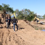 ลงพื้นที่ตรวจสอบการซ่อมบำรุงกรณีฝายต้นลุงชำรุด