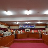 การประชุมสภาเทศบาลตำบลสันทราย