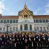 กราบถวายบังคมพระบรมศพสมเด็จพระนางเจ้าสิริกิติ์ พระบรมราชินีนาถ พระบรมราชชนนีพันปีหลวง