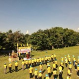 กิจกรรมเฉลิมพระเกียรติพระบาทสมเด็จพระเจ้าอยู่หัว และมอบกล้าไม้แก่ผู้นำชุมชน ๑๗ หมู่บ้าน จำนวน ๑๐,๐๐๐ ต้น