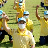 กิจกรรมเฉลิมพระเกียรติพระบาทสมเด็จพระเจ้าอยู่หัว และมอบกล้าไม้แก่ผู้นำชุมชน ๑๗ หมู่บ้าน จำนวน ๑๐,๐๐๐ ต้น
