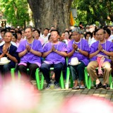 ประเพณีรดน้้ำดำหัวผู้สูงอายุในตำบลสันทราย