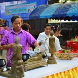 รดน้ำดำหัวผู้สูงอายุตำบลสันทราย ประจำปี 58