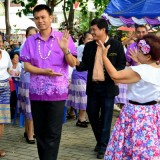 รดน้ำดำหัวผู้สูงอายุตำบลสันทราย ประจำปี 58