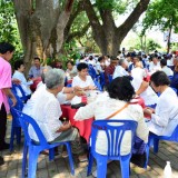 รดน้ำดำหัวผู้สูงอายุตำบลสันทราย ประจำปี 58