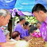 รดน้ำดำหัวผู้สูงอายุตำบลสันทราย ประจำปี 58