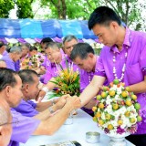 รดน้ำดำหัวผู้สูงอายุตำบลสันทราย ประจำปี 58