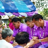 รดน้ำดำหัวผู้สูงอายุตำบลสันทราย ประจำปี 58