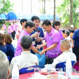 รดน้ำดำหัวผู้สูงอายุตำบลสันทราย ประจำปี 58