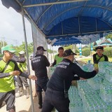 เทศบาลตำบลสันทราย ลงพื้นที่มอบข้าวกล่อง เพื่อช่วยเหลือ บรรเทาความเดือดร้อน