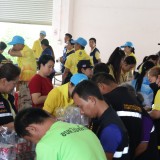 ร่วมแพ็กถุงยังชีพชุดธารน้ำใจ ที่ได้รับการสนับสนุน จากสถานีกาชาดที่ ๓ จังหวัดเชียงใหม่