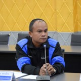 การประชุมคณะกรรมการช่วยเหลือประชาชนของเทศบาลตำบลสันทราย เพื่อพิจารณาให้ความช่วยเหลือประชาชนที่ประสบเหตุเพลิงไหม้บ้านพักอาศัย หมู่ที่ ๑๓ บ้านสันหนองเขียว