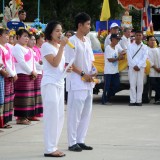 วันที่ 12 กรกฎาคม 2562 เทศบาลตำบลสันทราย ได้ดำเนินการจัดพิธีถวายเทียนพรรษา ประจำปี 2562 