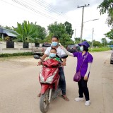 ออกปฏิบัติการตั้งจุดตรวจบูรณาการร่วมกับปกครองอำเภอฝาง กำนัน ผู้ใหญ่บ้าน ในการสกัดยาเสพติด แรงงานต่างด้าว และเพื่อกวดขันให้ประชาชนในพื้นที่ปฏิบัติตามมาตรการป้องกันโรค COVID ๒๐๑๙ อย่างเคร่งครัด