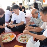 โครงการจิตอาสาประดิษฐ์ดอกไม้จันทน์พระราชทาน