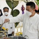 กิจกรรมหล่อเทียนพรรษา ภายใต้โครงการส่งเสริมอนุรักษ์ประเพณีวันเข้าพรรษา ประจำปี ๒๕๖๕