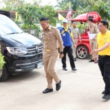 มอบชุดธารน้ำใจช่วยผู้ประสบภัย