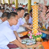 พิธีถวายเทียนพรรษา