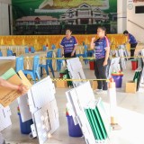 ส่งมอบหีบบัตรเลือกตั้ง บัตรเลือกตั้ง แบบพิมพ์ และวัสดุอุปกรณ์การเลือกตั้ง
