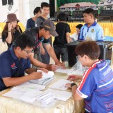 ส่งมอบหีบบัตรเลือกตั้ง บัตรเลือกตั้ง แบบพิมพ์ และวัสดุอุปกรณ์การเลือกตั้ง