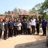 มอบเงินสนับสนุนซ่อมแซมบ้าน  ผู้ยากไร้ หมู่ที่ ๘
