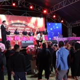 การประกวดร้องเพลงไทยลูกทุ่งผู้นำท้องที่ ผู้นำท้องถิ่น ในงานฤดูหนาวและงาน OTOP ของดีอำเภอฝาง ประจำปี ๒๕๖๙