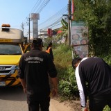 ปรับปรุงภูมิทัศน์ และจัดระเบียบป้ายข้างทางถนนสายหลักและสายรอง