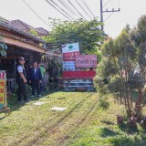 ปรับปรุงภูมิทัศน์ และจัดระเบียบป้ายข้างทางถนนสายหลักและสายรอง