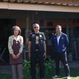 ปรับปรุงภูมิทัศน์ และจัดระเบียบป้ายข้างทางถนนสายหลักและสายรอง