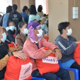 ร่วมพิธีมอบสิ่งของ ตามโครงการ หนึ่งใจ...ช่วยเหลือผู้ประสบภัย