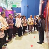 นักเรียนผู้สูงอายุ  โรงเรียนผู้สูงอายุปัญญาภิวัฒน์ เข้าศึกษาดูงาน ณ พิพิธภัณฑ์และศูนย์การเรียนรู้ด้านปิโตรเลียม กรมการพลังงานทหาร