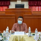 ประชุมคณะกรรมการช่วยเหลือประชาชนขององค์กรปกครองส่วนท้องถิ่น พิจารณาช่วยเหลือประชาชนที่ได้รับผลกระทบกรณีโรคติดเชื้อไวรัสโคโรน่า ๒๐๑๙ (COVID-๑๙) เพื่อขอรับการสนับสนุนถุงยังชีพ