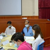 ประชุมคณะกรรมการช่วยเหลือประชาชนขององค์กรปกครองส่วนท้องถิ่น พิจารณาช่วยเหลือประชาชนที่ได้รับผลกระทบกรณีโรคติดเชื้อไวรัสโคโรน่า ๒๐๑๙ (COVID-๑๙) เพื่อขอรับการสนับสนุนถุงยังชีพ