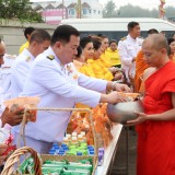 ร่วมพิธีเนื่องในวันคล้ายวันพระบรมราชสมภพพระบาทสมเด็จพระบรมชนกาธิเบศร มหาภูมิพลอดุลยเดชมหาราช บรมนาถบพิตร