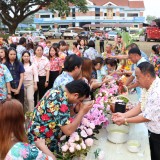 งานสระเกล้าดำหัว นายกเทศมนตรี ประธานสภาเทศบาล และปลัดเทศบาลตำบลสันทราย ประจำปี พ.ศ. ๒๕๖๙
