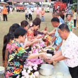 งานสระเกล้าดำหัว นายกเทศมนตรี ประธานสภาเทศบาล และปลัดเทศบาลตำบลสันทราย ประจำปี พ.ศ. ๒๕๖๙