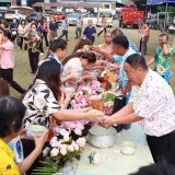งานสระเกล้าดำหัว นายกเทศมนตรี ประธานสภาเทศบาล และปลัดเทศบาลตำบลสันทราย ประจำปี พ.ศ. ๒๕๖๙